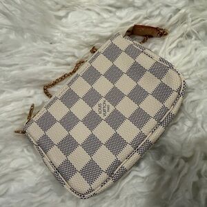 Louis Vuitton Mini Pochette Accessories Azure
